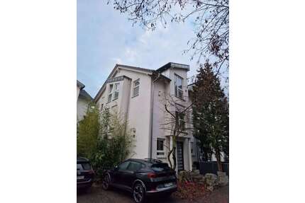 Haus zum Mieten in Langen 2.800,00 € 202 m²