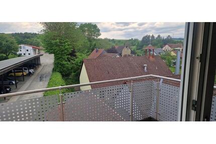 Schöne helle 3 ZKB DG Wohnung Nähe Lauterecken