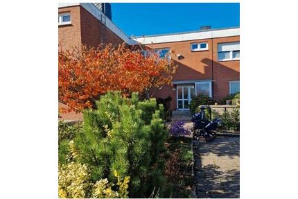 Reihenmittelhaus mit Wintergarten und Garten in ruhiger Lage - Lauenburg/Elbe