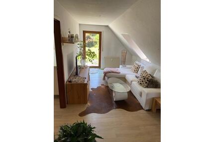 Helle 2,5-Zimmer-Dachgeschosswohnung in Karlsbad-Langensteinbach