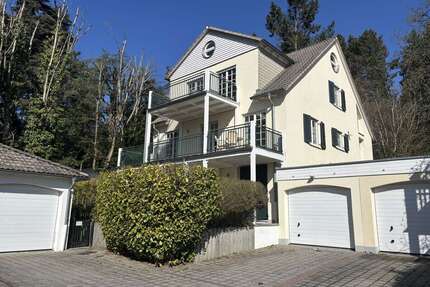 Haus zum Kaufen in Königstein im Taunus 1.590.000,00 € 268 m²