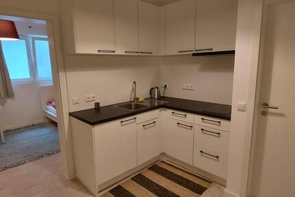 Schönes, voll möbliertes 1-Zimmer-Appartement - Unterföhring