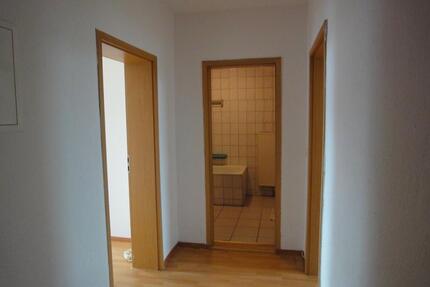Preiswerte 2 Zimmerwohnung - 215,00&nbsp;EUR Kaltmiete, ca.&nbsp; 45,00&nbsp;m&sup2; in Plauen (PLZ: 08523)