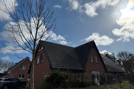 Zweizimmer Wohnung in Wesseln - 530,00&nbsp;EUR Kaltmiete, ca.&nbsp; 61,00&nbsp;m&sup2; in Heide (PLZ: 25746)