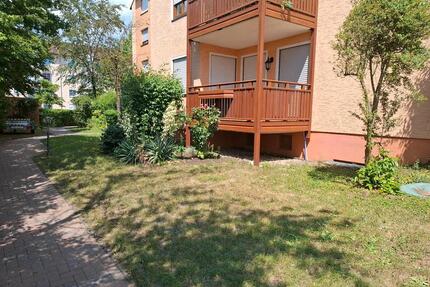 Freie 2-Zimmer-Wohnung, Balkon, TG Stellplatz, von privat - Neutraubling