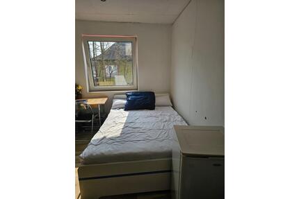 WG - Zimmer Pfungstadt - 410,00&nbsp;EUR Kaltmiete, ca.&nbsp; 13,00&nbsp;m&sup2; in Wald-Michelbach (PLZ: 69483)