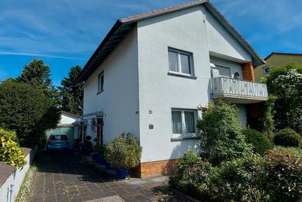 EFH mit Nebengeb. und Garten in Alsbach-Hähnlein (OT Sandwiese)