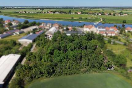 Grundstück in Strehla 89.000,00 € 9398 m²