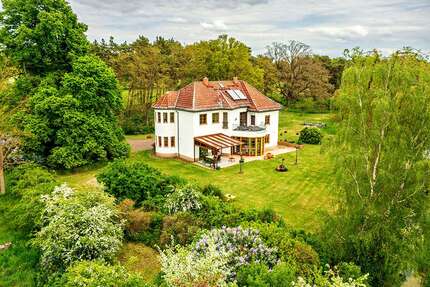 Haus zum Kaufen in Dreetz 995.000,00 € 220 m²
