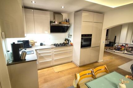 Einzugsbereit! Sanierte Doppelhaushälfte in ruhiger Lage - Bad Schwartau