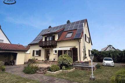 Gepflegtes Einfamilienhaus mit sehr schönem Garten & Garage - sofort verfügbar - Kaiserslautern / Morlautern