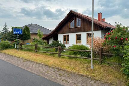 Einfamilienhaus an der Ostsee - 350.000,00&nbsp;EUR Kaufpreis, ca.&nbsp; 120,00&nbsp;m&sup2; in Löbnitz (PLZ: 18314)