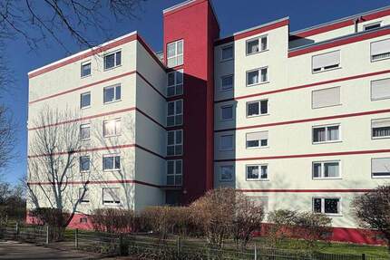 Attraktive Drei-Zimmer-Wohnung in ruhiger Feldrandlage mit Blick ins Grüne - Heidelberg Rohrbach