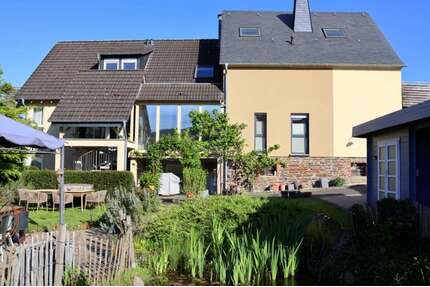 Haus zum Kaufen in Pünderich 589.000,00 € 357 m²