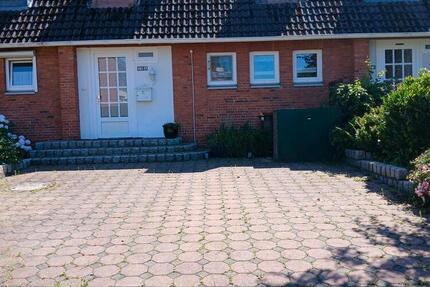 Reihenmittelhaus von Privat, zentrale, ruhige Lage in Neumünster