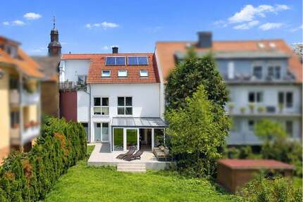Haus zum Kaufen in Bad Vilbel 985.000,00 € 227.44 m²