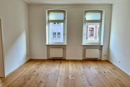 Provisionsfrei & Leerstehend - Mehrfamilienhaus mit großer, erdgeschossiger Gewerbeeinheit - Bamberg