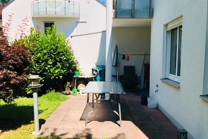 2-Zimmer-EG-Wohnung mit großem Garten & 2 Stellplätzen in Gbh - Erdweg