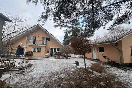 Bezugsfreies EFH mit Gästehaus und weiterem Bauland - Mühlenbeck