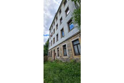 Haus zum Kaufen in Königstein 260.000,00 € 254 m²