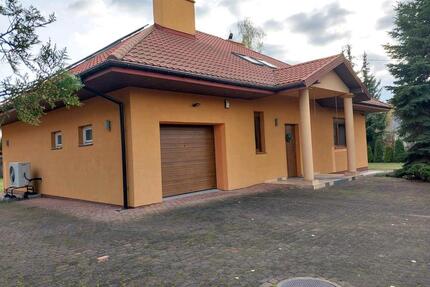 Einfamilienhaus mit großem Grundstück in Warschau - Solingen Mitte