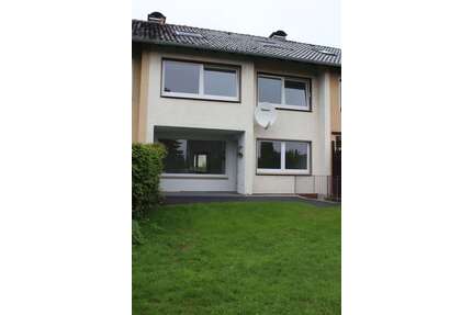 Haus zum Mieten in Bielefeld 1.600,00 € 165 m²