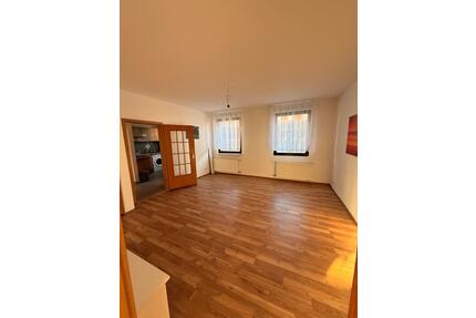 Helle 3 Zimmer Küche & Bad ab Sofort in Schwetzingen zu Vermieten