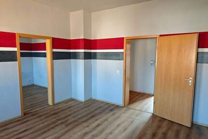 ++ RESERVIERT ++ 4 Raum-WHG im 1.Obergeschoss - Regis-Breitingen