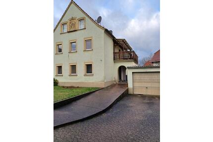 Einfamilienhaus mit Einzelgarage und Garten in Theres