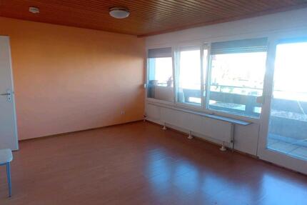 Große schöne WG Zimmer mit Balkon - Crailsheim