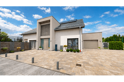 Haus zum Kaufen in Hütschenhausen 850.000,00 € 292 m²