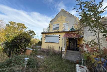 +++ Familienfreundliches Haus mit großem Potential in Schkölen +++