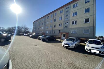 Familien aufgepasst! Schöne 6-Raum-Wohnung in Pragsdorf! - Burg Stargard