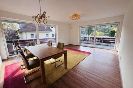 Wohnung zum Kaufen in Unkel 379.000,00 € 98 m²