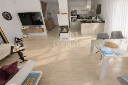 Haus zum Kaufen in Augsburg 1.100.000,00 € 156 m²