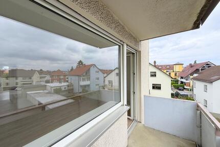 Frisch renovierte 3 ZKB-Balkon - 760,00&nbsp;EUR Kaltmiete, ca.&nbsp; 76,00&nbsp;m&sup2; in Viernheim (PLZ: 68519)