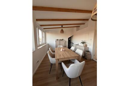 Dachgeschosswohnung mit Garten - 980,00&nbsp;EUR Kaltmiete, ca.&nbsp; 57,00&nbsp;m&sup2; in Wernau (Neckar) (PLZ: 73249)