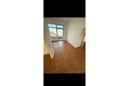 3,5 Zimmer Wohnung frisch renoviert - Bietigheim-Bissingen