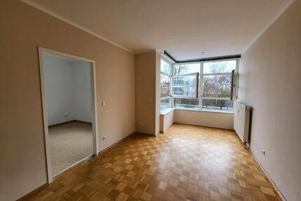 Schöne, helle 2-Zimmerwohnung am Rennplatz - Regensburg Das Dörnberg