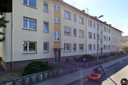 ?? Bestlage Hochheim: Sanierte 2-Zi.-Whg. mit Balkon, Garten & EBK, Haustiere erlaubt