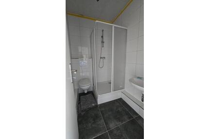 renovierte 2-Zimmerwohnung mit Balkon - Wilhelmshaven