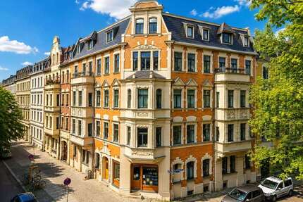 Wohnung zum Kaufen in Halle 210.000,00 € 74.83 m²