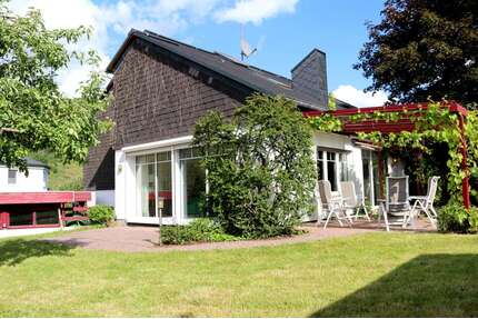 Haus zum Kaufen in Traben-Trarbach 525.000,00 € 280 m²