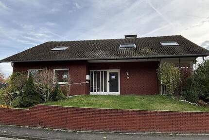 Zweifamilienhaus mitten in Delbrück