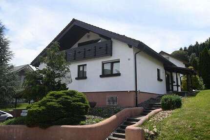 Haus zum Kaufen in Burladingen 480.000,00 € 210 m²