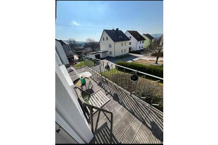 Schöne helle 2 ZKB Wohnung mit Balkon in Morscheid - Schweich