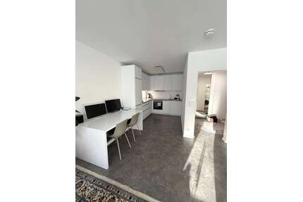 Wohnung zum Kaufen in Regensburg 230.000,00 € 50.95 m²
