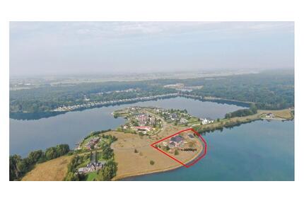 Grosse Luxus Villa mit Nebengebäude und 125 Meter Privatstrand - Geldern