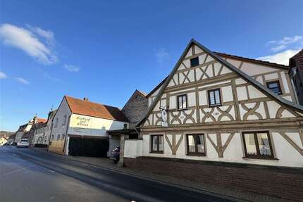 Haus zum Kaufen in Ebelsbach 320.000,00 € 400 m²