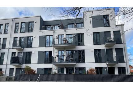 Luxuriöse 3-Zimmer Wohnung mit Balkon in Hamburg-Wellingsbüttel